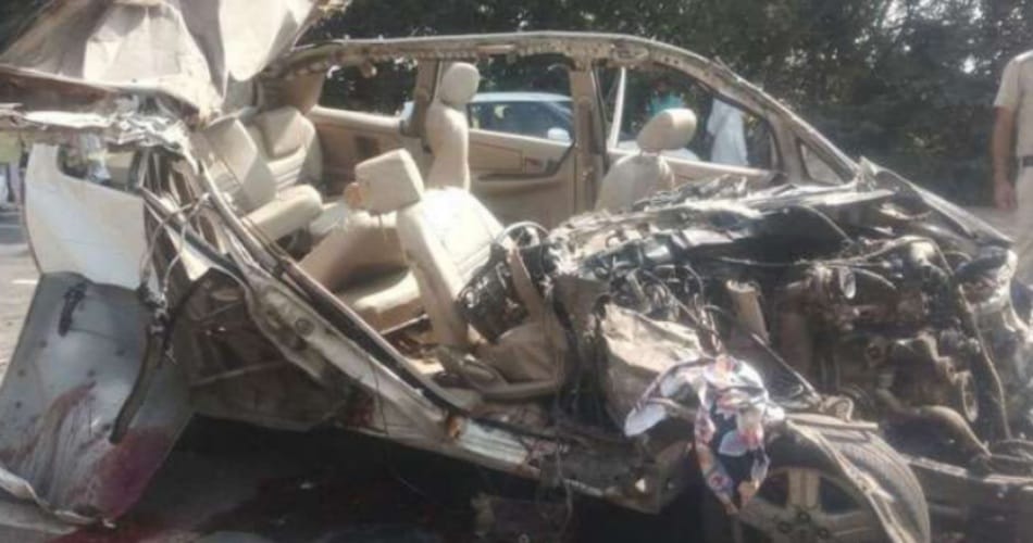 mansa road accident, mansa truck innova collission, people killed