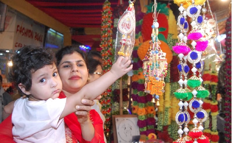 50 trading on Dhanteras