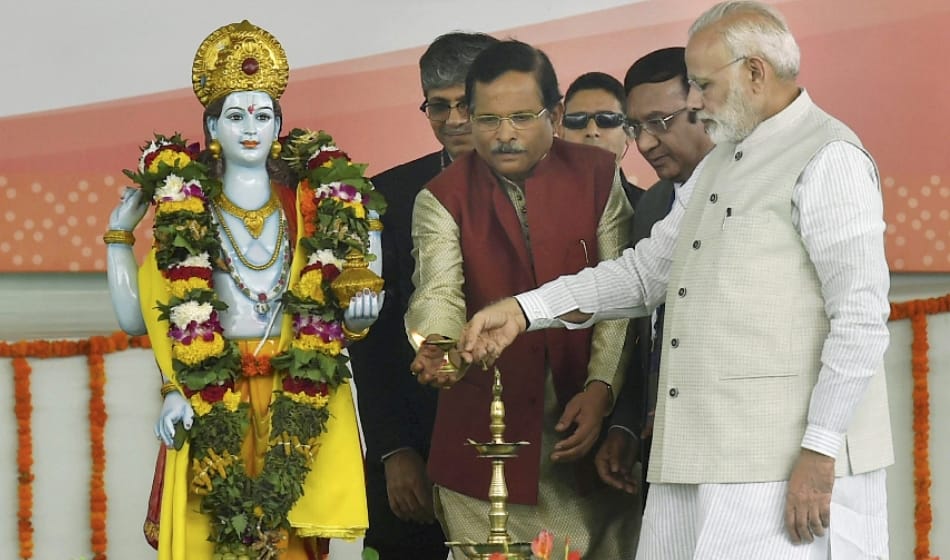 pm narendra modi gets life threat on phone, special search team on probe