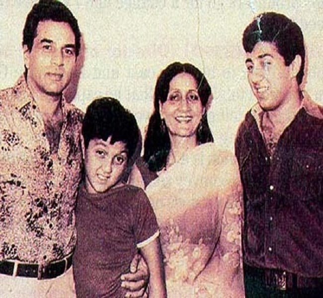 bollywood actor Dharmendra birthday