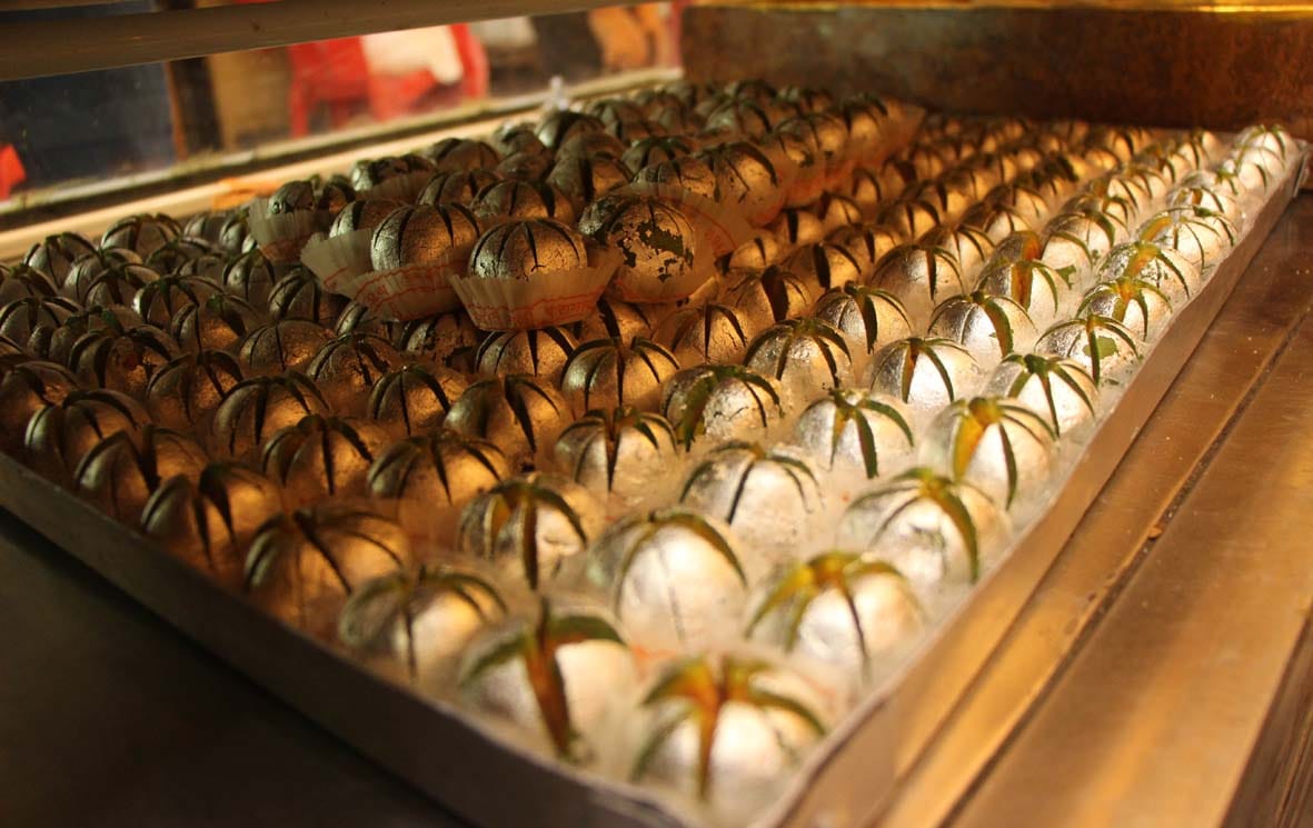 Raksha Bandhan 2018: Know about most expensive golden sweet of Gujarat costs 9000 per kg
