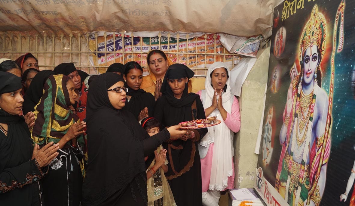 varanasi muslim womens worship  lord ram at diwali