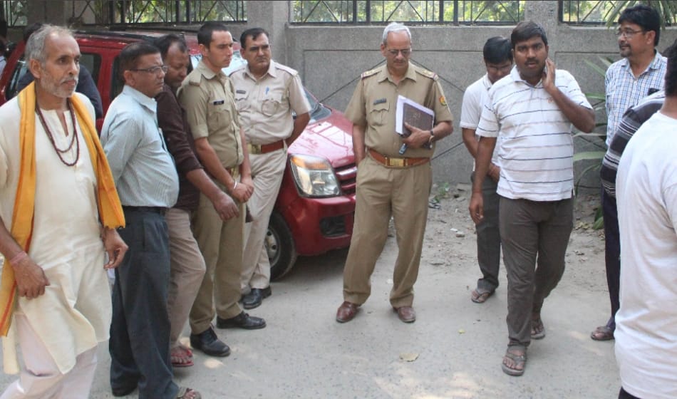 a son killed his mother in Deoria