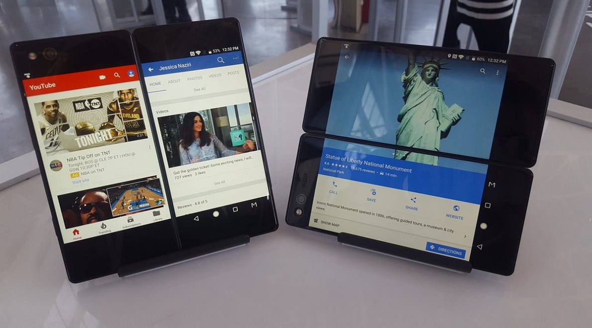 ZTE launched Axon M Foldable Smartphone With Dual Full HD Displays