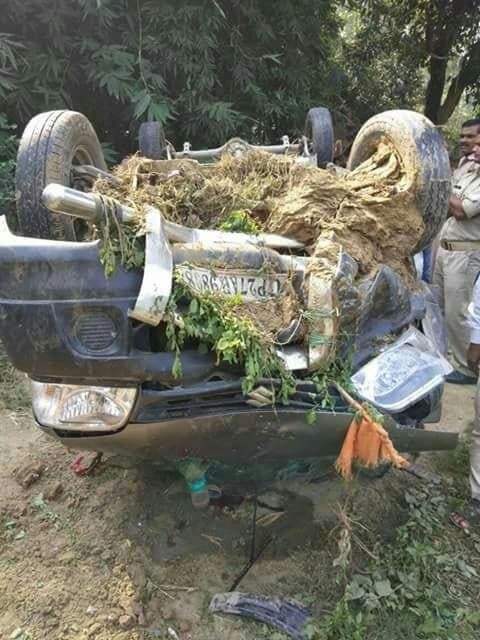 Youth kill in accident