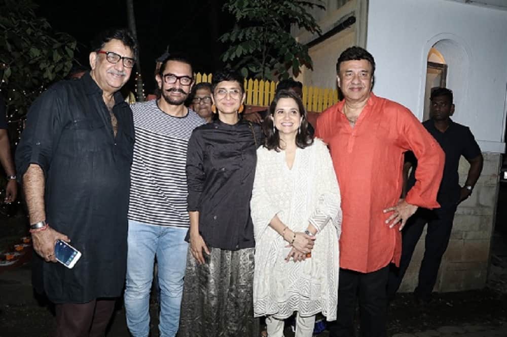 See pics of aamir khan,salman khan,amitabh bachchan in shabana azmi and sanjay dutt diwali bash