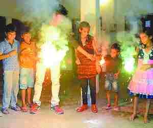 Crackers light up the festival of Divali