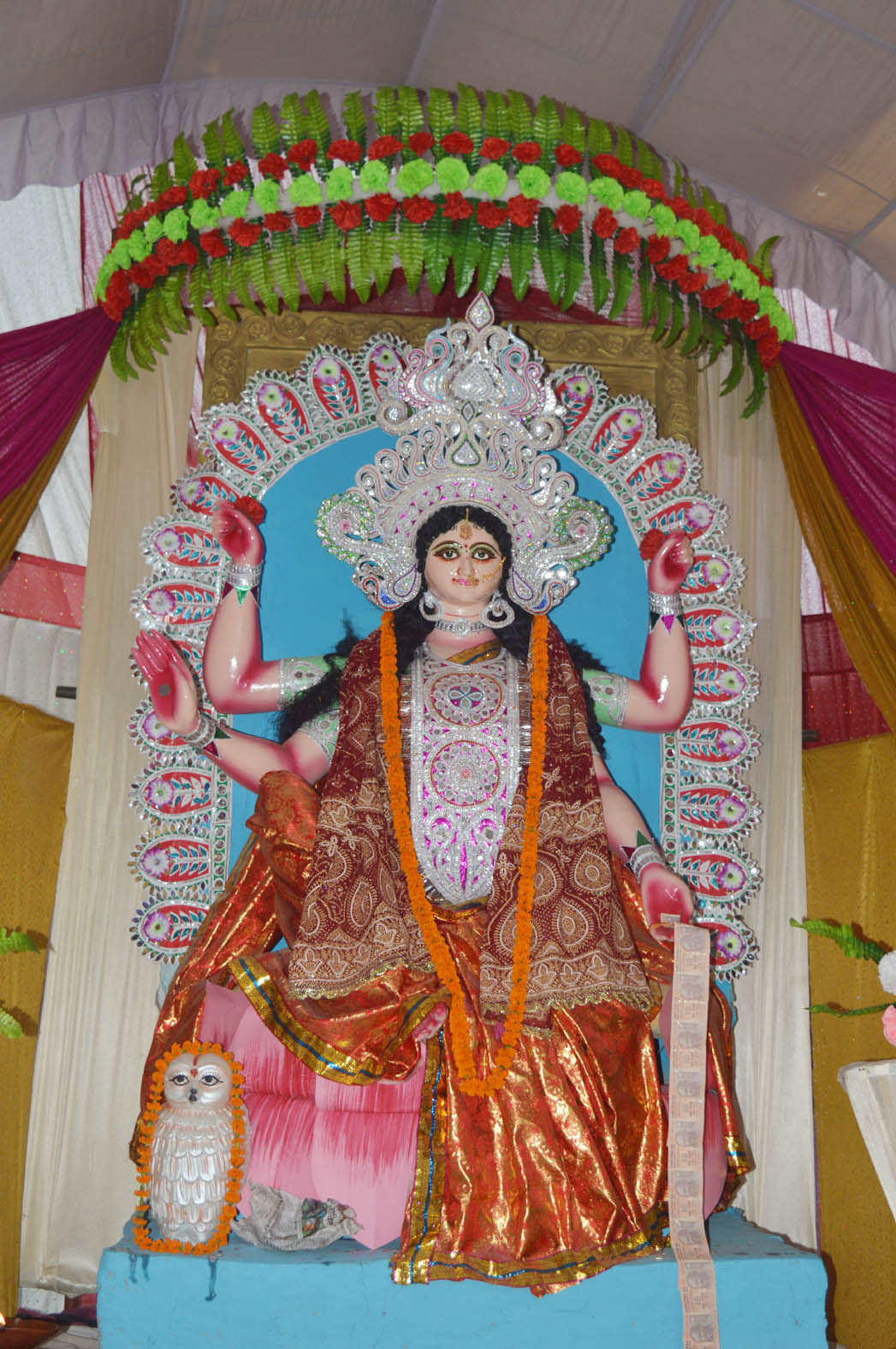 Lakshmi and Ganesha worshiped at home