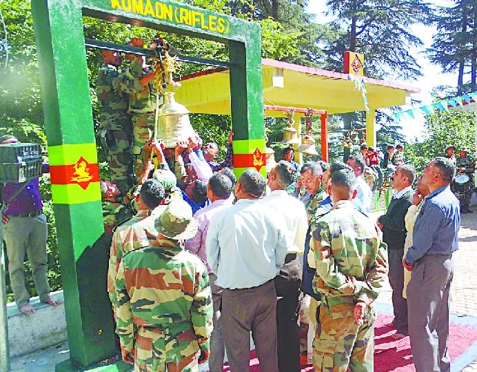 100 kilogram of bell climbing in Mahakali temple