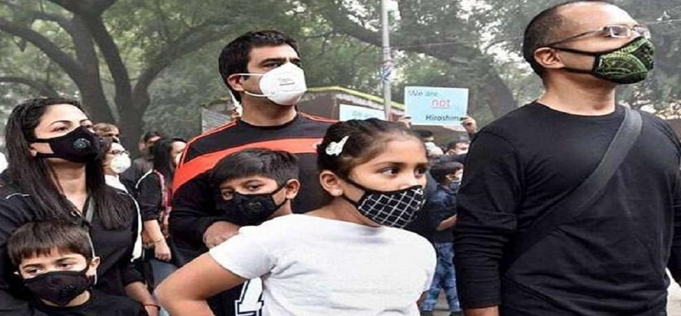 Supreme Court cracker ban goes up in smoke on Diwali night in Delhi