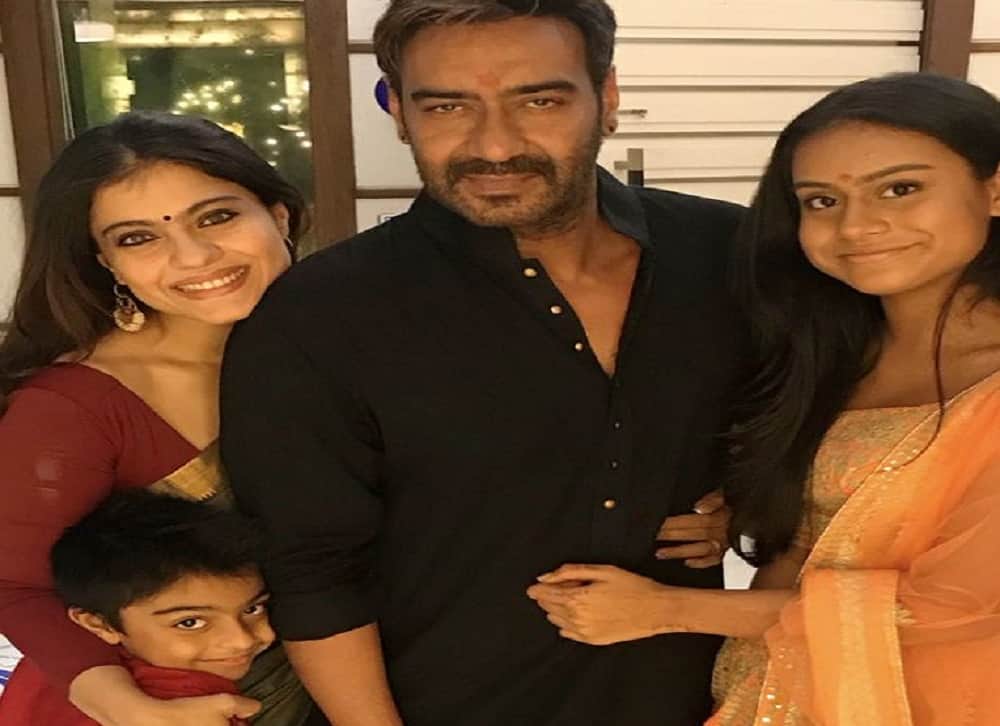 know love story of Kajol and ajay devgan on his Birthday