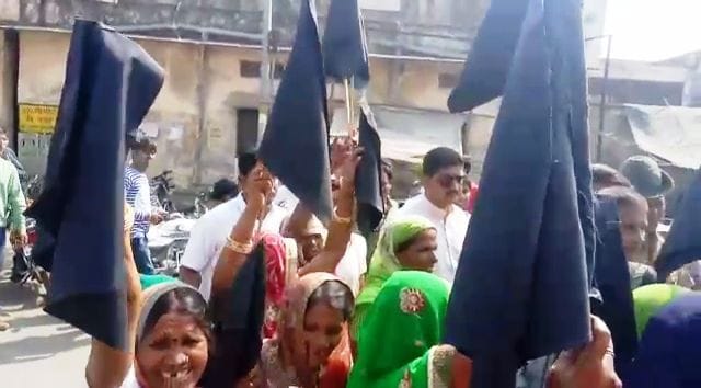 bjp mp and mla shown black flags in kota