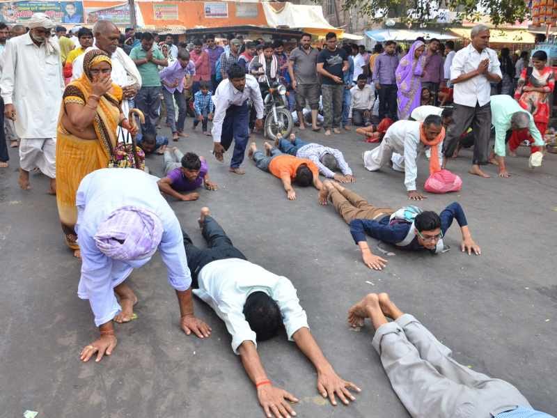 gorvardhan puja celebration in mathura