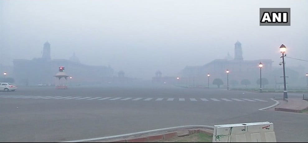 travel agency, air purifier, mask business grows due to air pollution in delhi