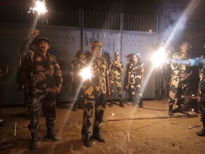  India-Pak border illuminated with festival, women leaders celebrate Diwali