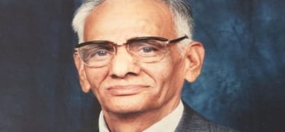 paresh davdra, boy work on mobile store built billion pound business