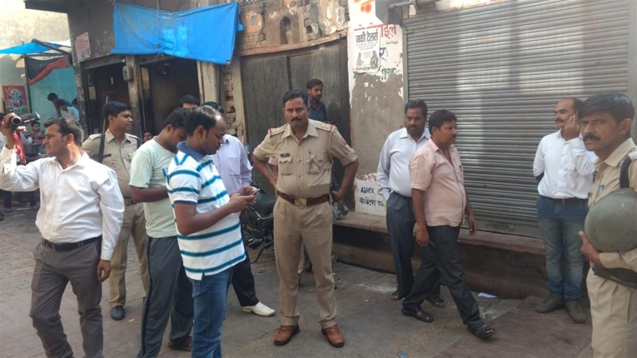 Strike, two injured in clash with stone pelting