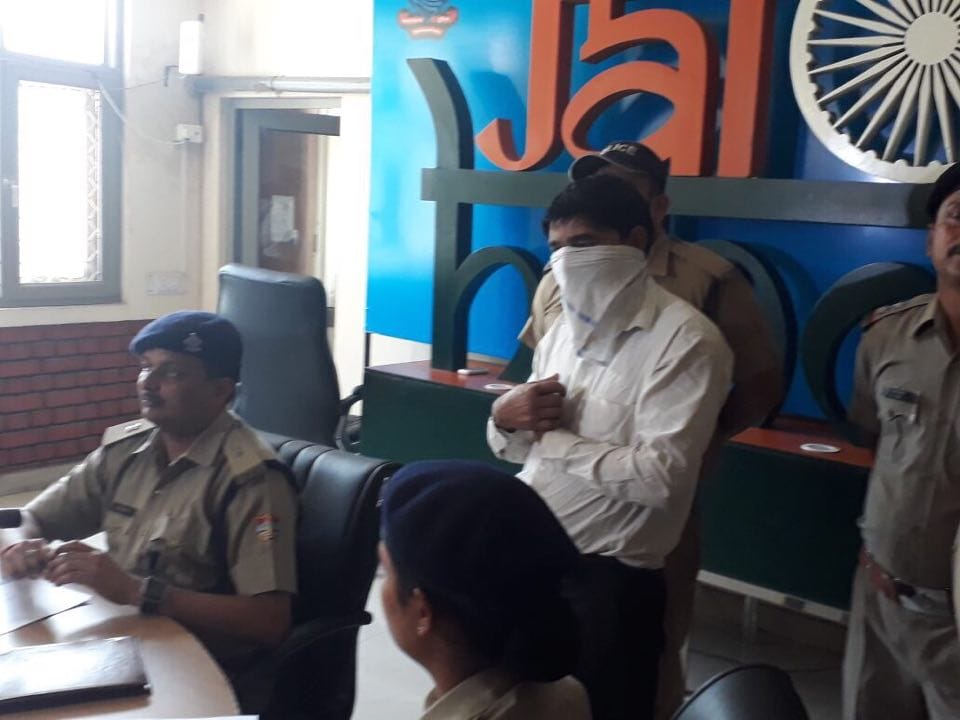 dehradun police workout suryakant dhasmana office loot