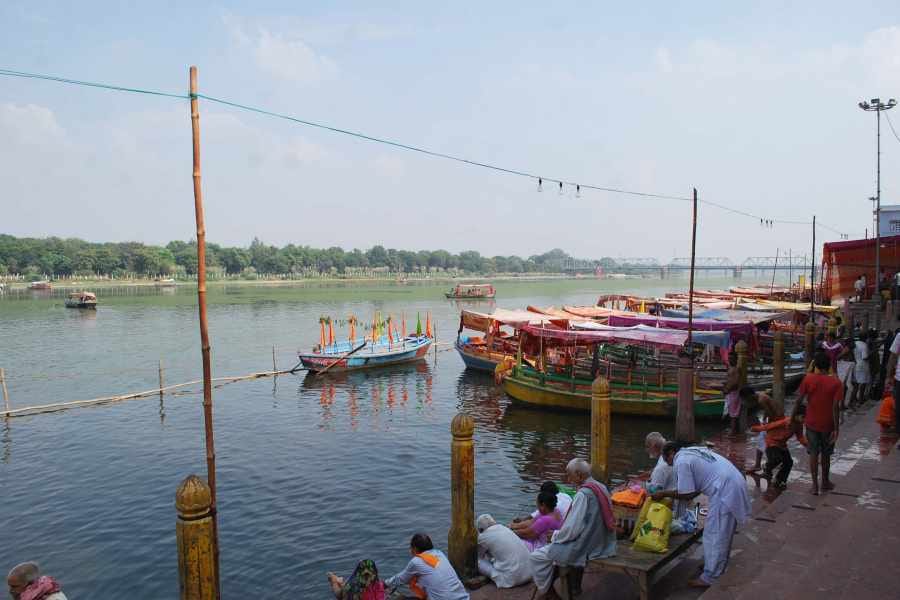 importance of taking bath in yamuna on bhai dooj