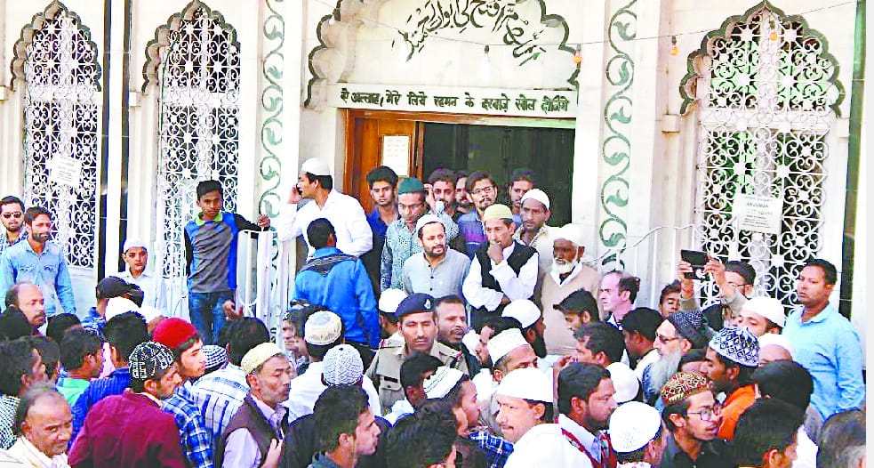 Opposition in the Jama Masjid of Nainital