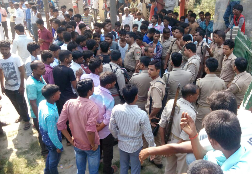 बाघ के हमले में मौत से फूटा ग्रामीणों का गुस्सा