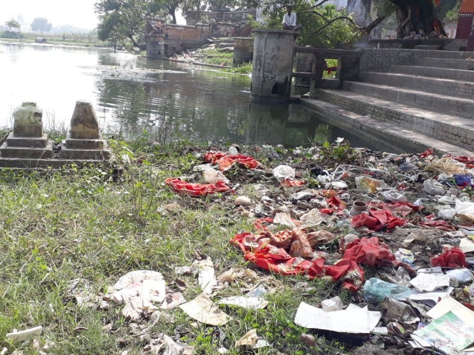 अभी तक शुरू नहीं हुई सेठघाट की सफाई, गंदगी का अंबार