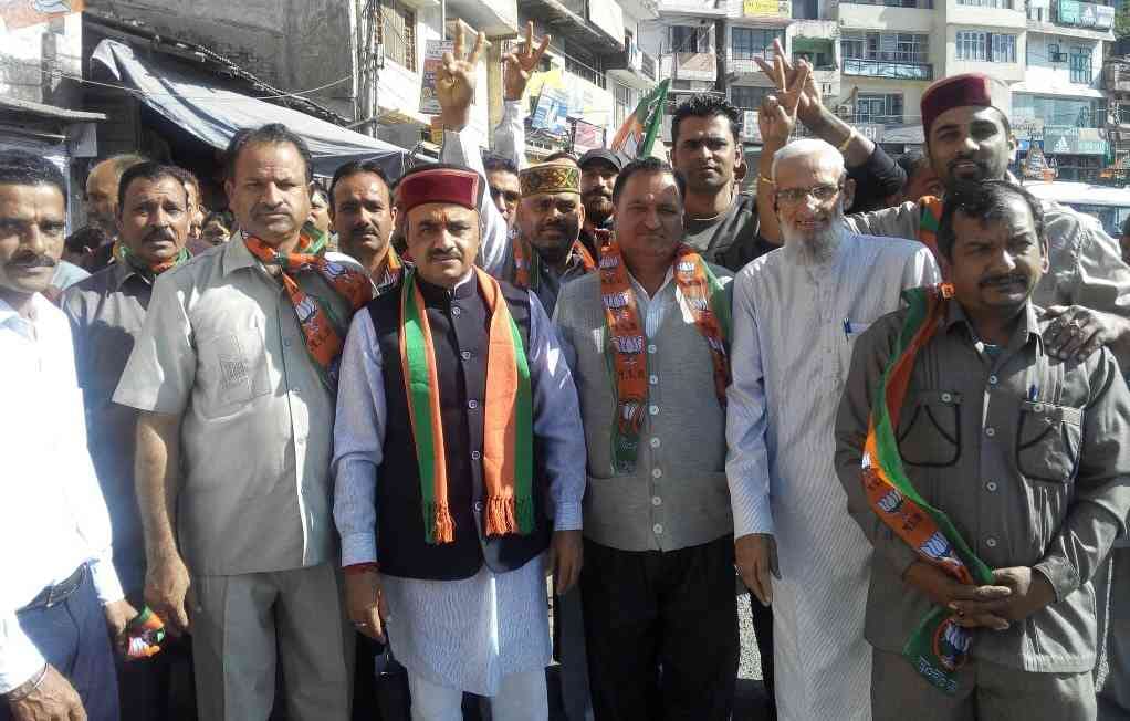 पांच साल में दोगुनी हो गई डॉ. राजीव सहजल की संपति