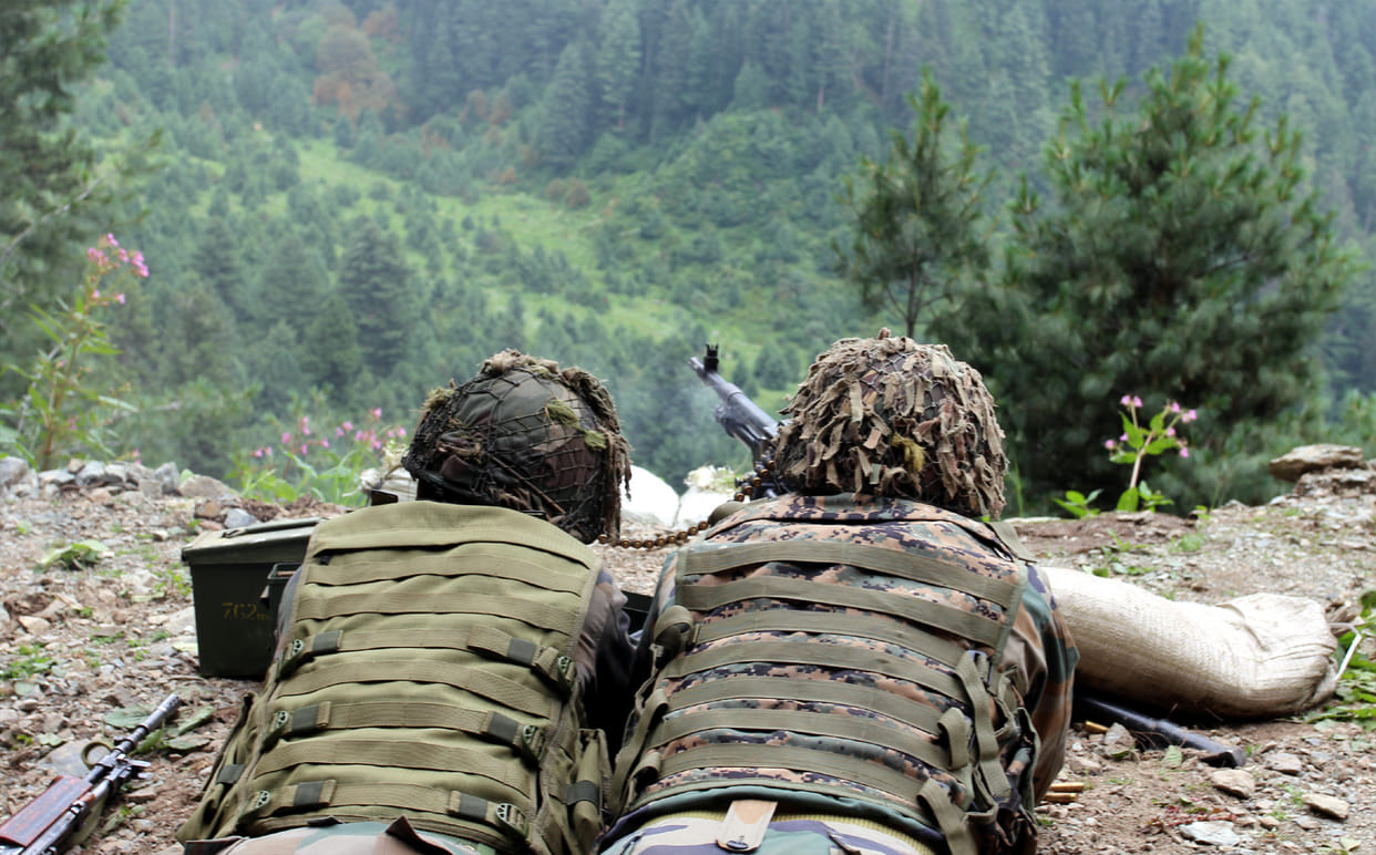 Ceasefire violation by pakistan in uri sector in baramulla