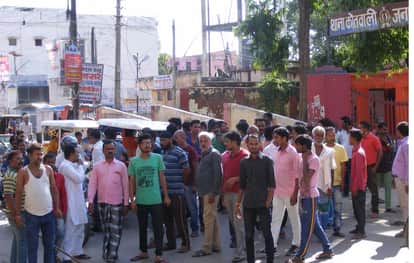 protest and violence in ghazipur after RRS worker murder