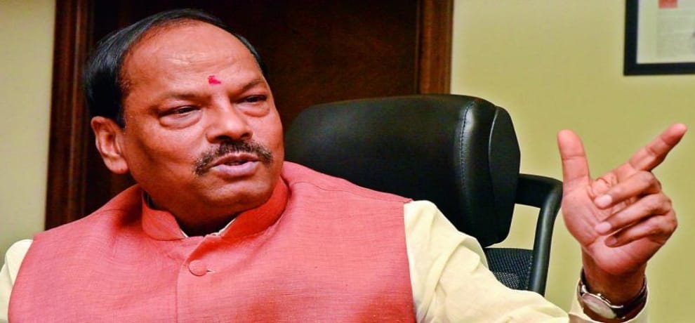 Jharkhand : no network in mobile of CM, BSNL officers had to spend night in jail