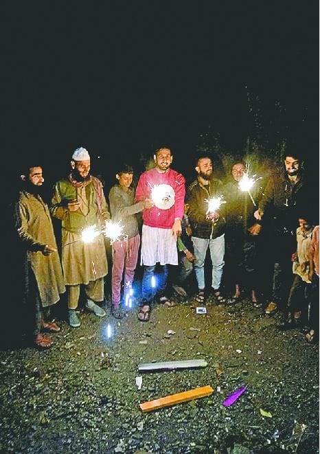 Chandiyar commits communal harmony celebrates Diwali with people of Muslim community