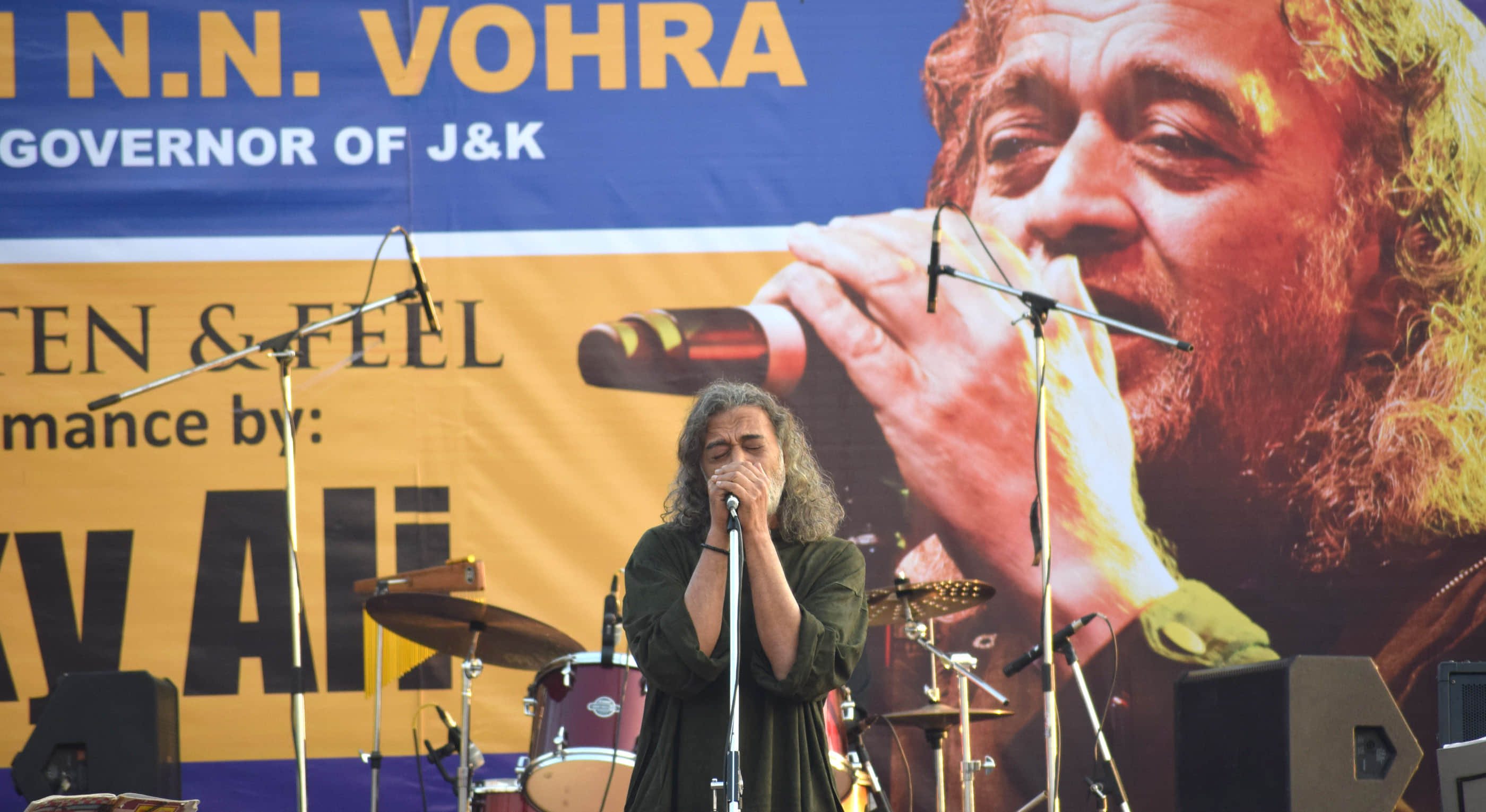 lucky ali emotional when he sing the song o sanam video gone a viral