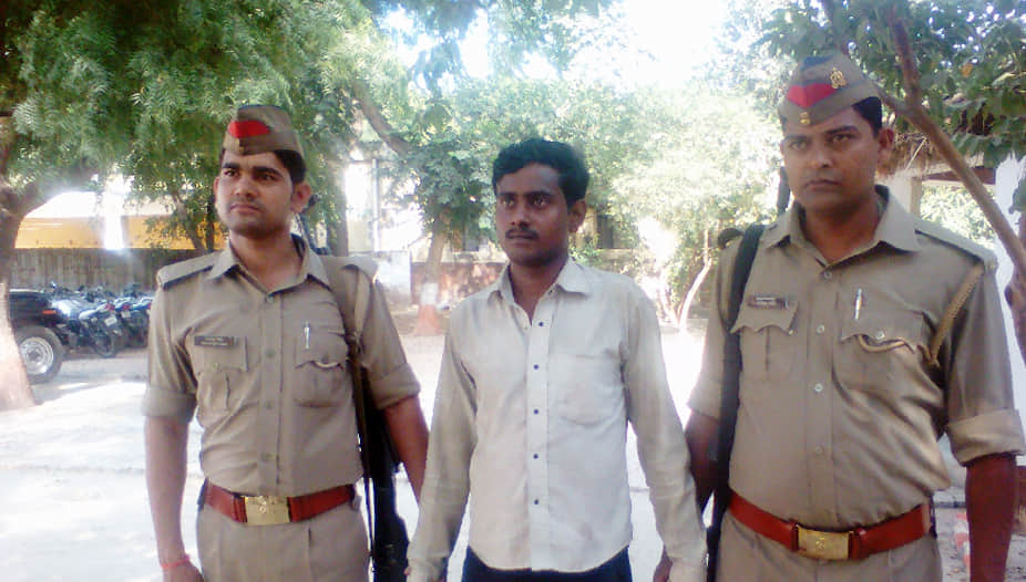after murder killer reached to police station