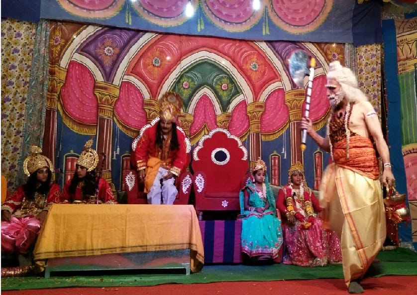 Parshuram-Laxman communicate
