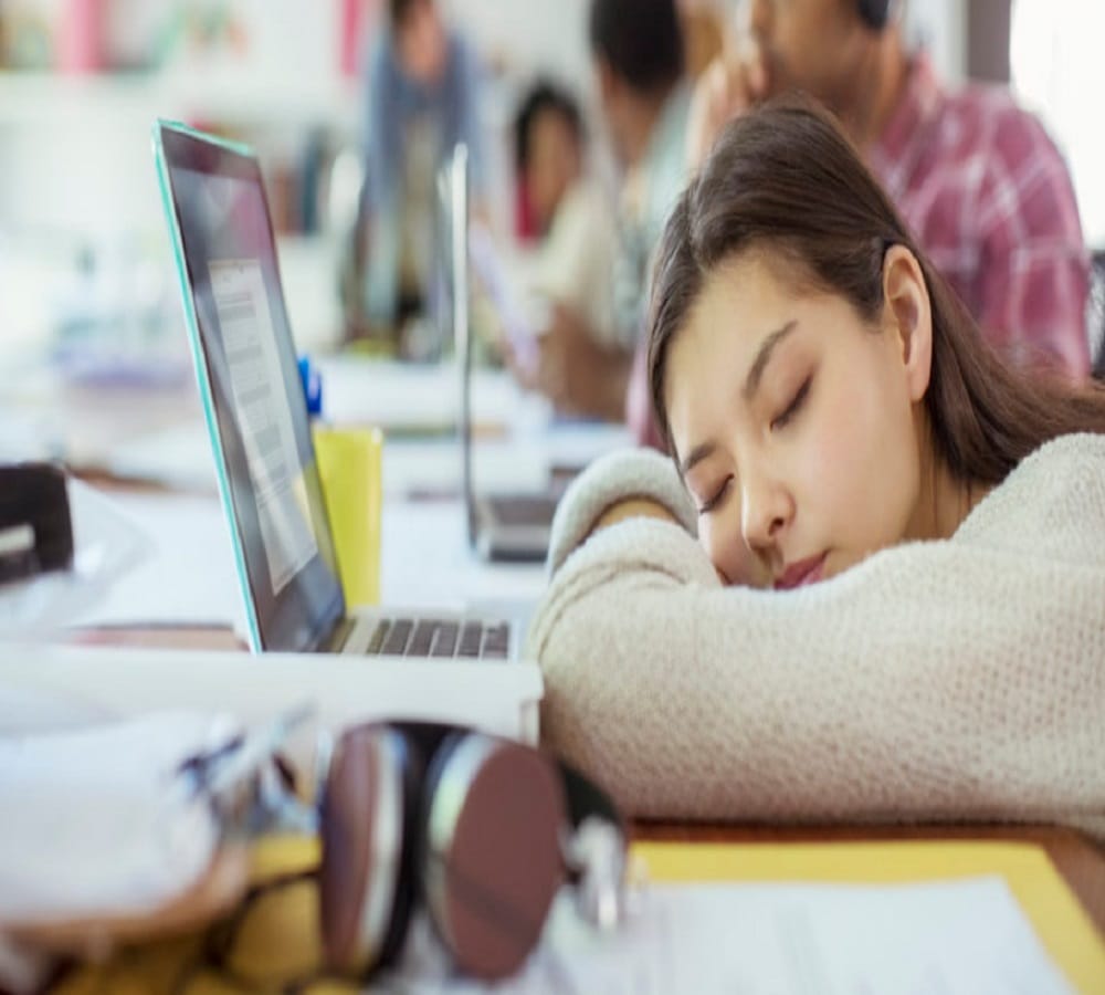 one power nap between office work will give you amazing benefits says research