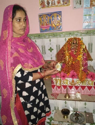 Theft in the temple