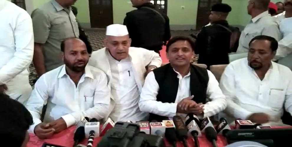 Akhilesh said, Waiting for that photo... when the Yogi will visit Taj Mahal