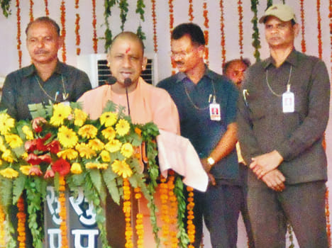 cm in charkhari