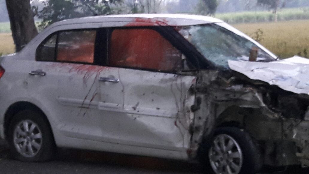 A car trampled six people in faizabad.