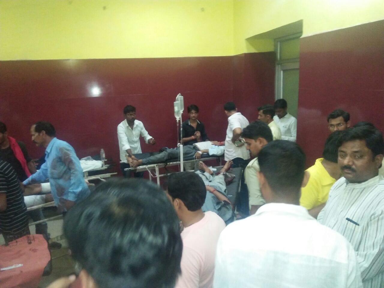 A car trampled six people in faizabad.