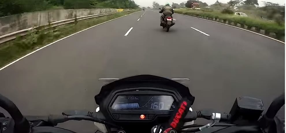 Bajaj Dominor Chase Royal Enfield 750cc parallel twin in Chennai During Testing
