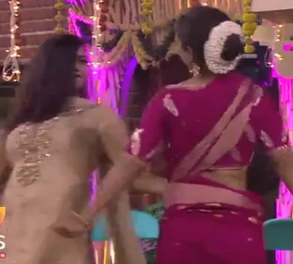 Bigg Boss 11 Preview Hina defeats Sapna in dancing