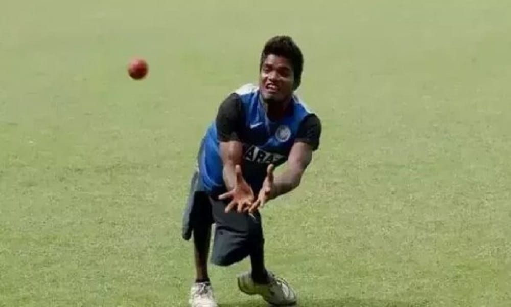  BCCI wants Polio-afflicted fan Dharamveer Pal away from boundary 