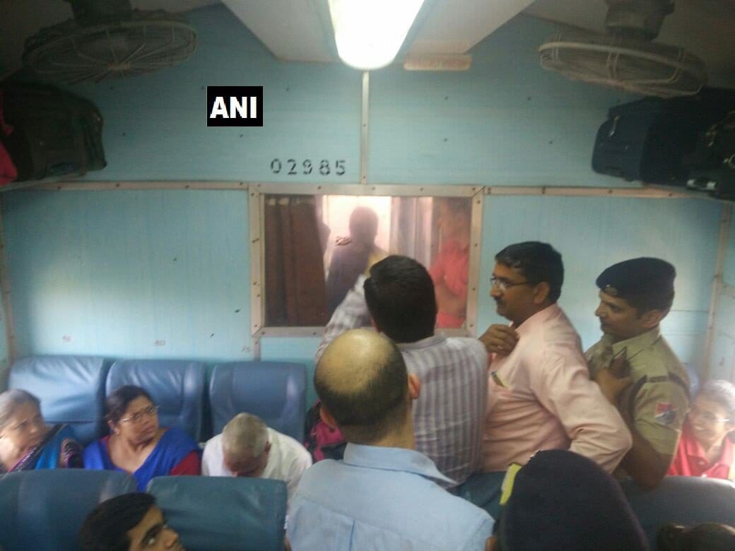 Railway minister Piyush Goyal surprise visit in Kota JanShatabdi