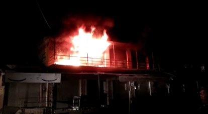 fire broke out in 4 shops due to short circuit in jaisalmer vendors bears lakhs of  loss 