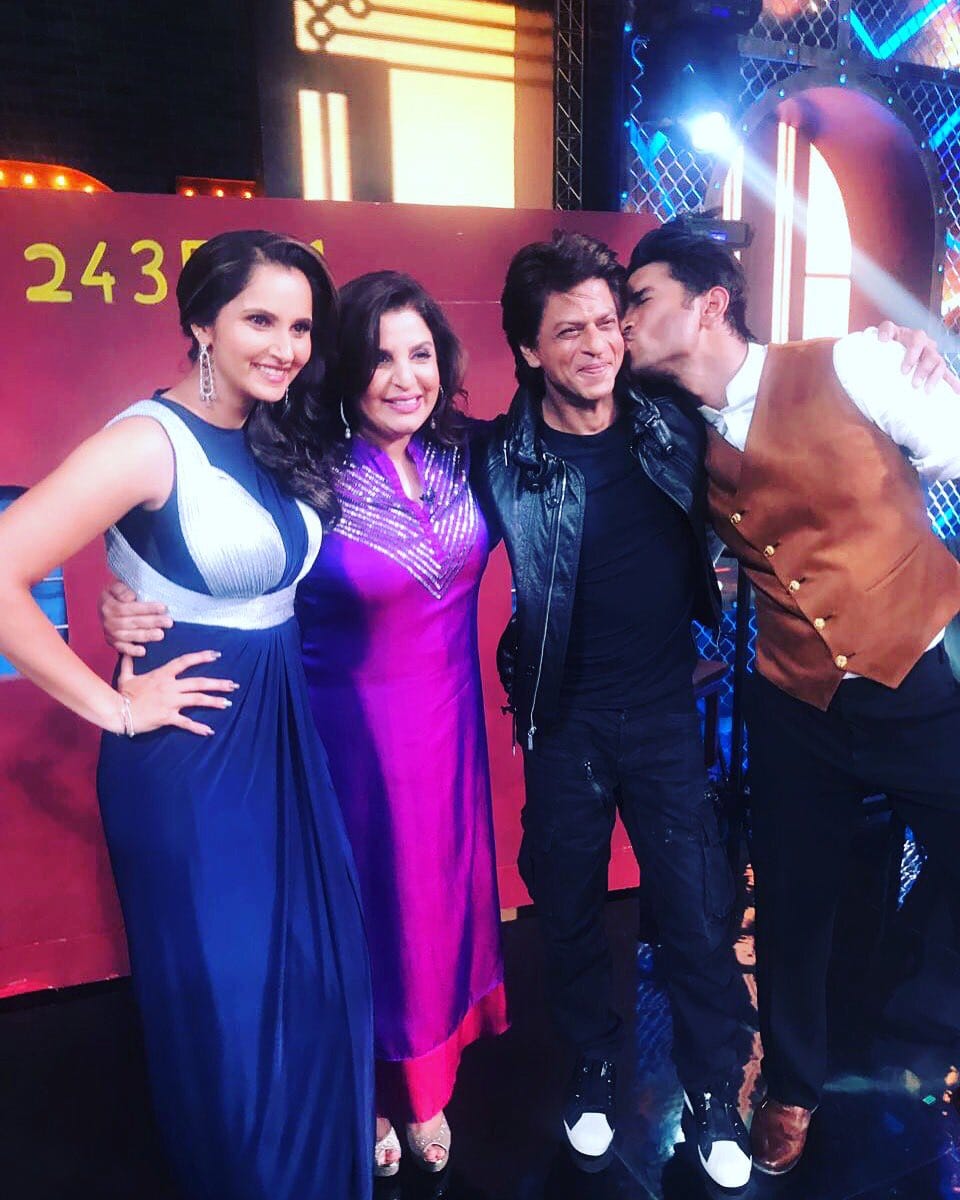 Sushant Singh Rajput duplicates Shah Rukh Khan on set of reality show