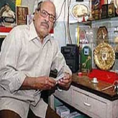 manna dey gave classical music a distinct identity, was crazy for football