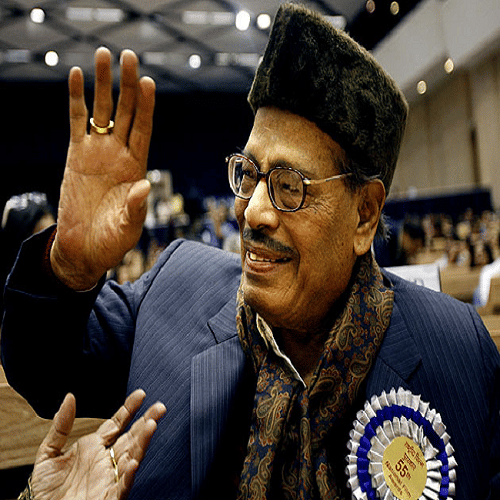 manna dey gave classical music a distinct identity, was crazy for football
