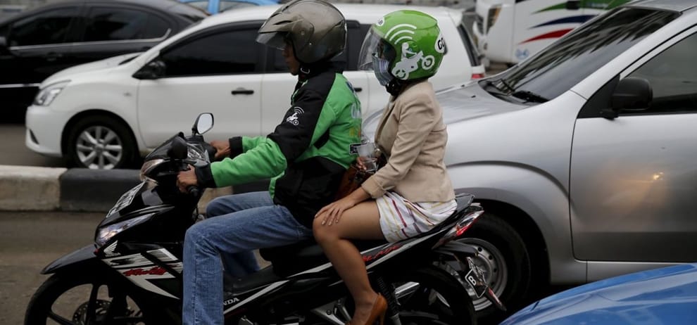 Karnataka State Government planning to ban pillion riding on two-wheelers upto 100 cc