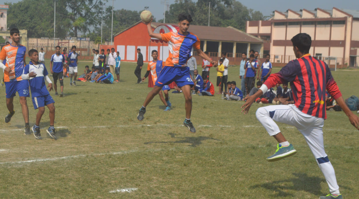 basti and gorakhpur won handball matches